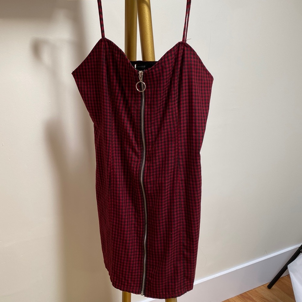 ♥️ New burgundy and black checkered dress